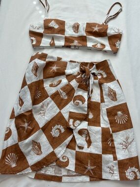 DISSH Brown and White Checker Shell-Print Mini Skirt and Crop top set